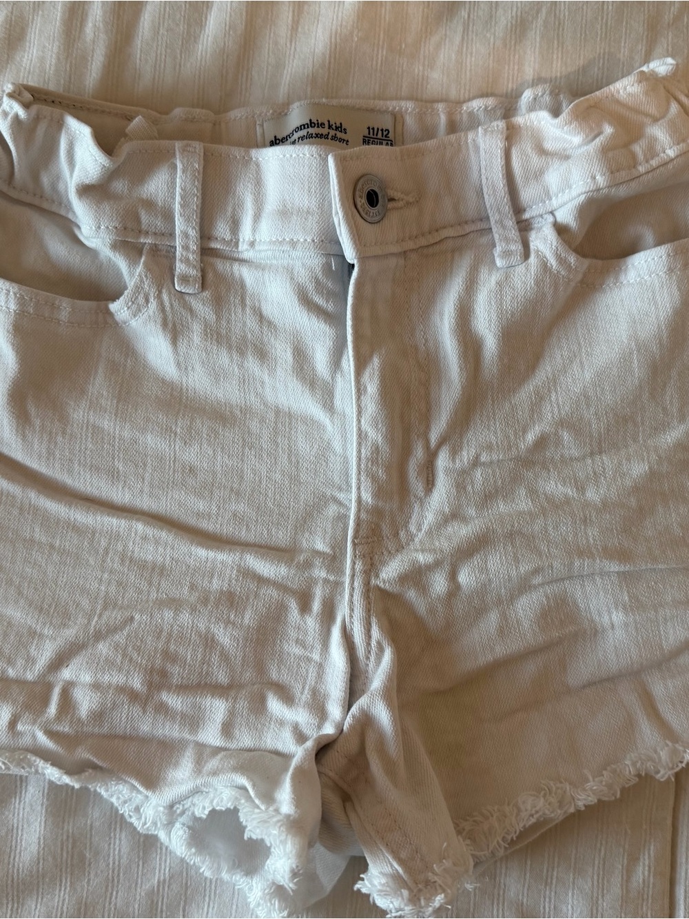 Abercrombie Kids Girls High Rise Relaxed Cut-Off Denim Shorts White 11/12